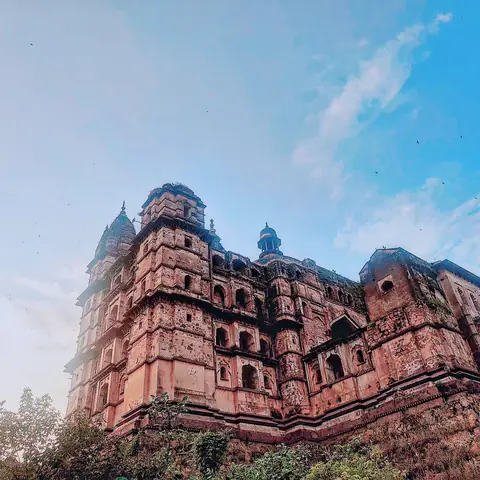 Palace Rising, Orchha, Madhya Pradesh